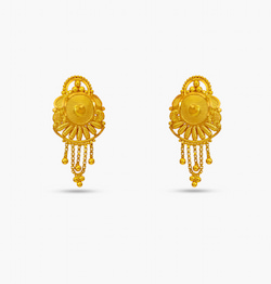 A Pretty Glimpse Earring